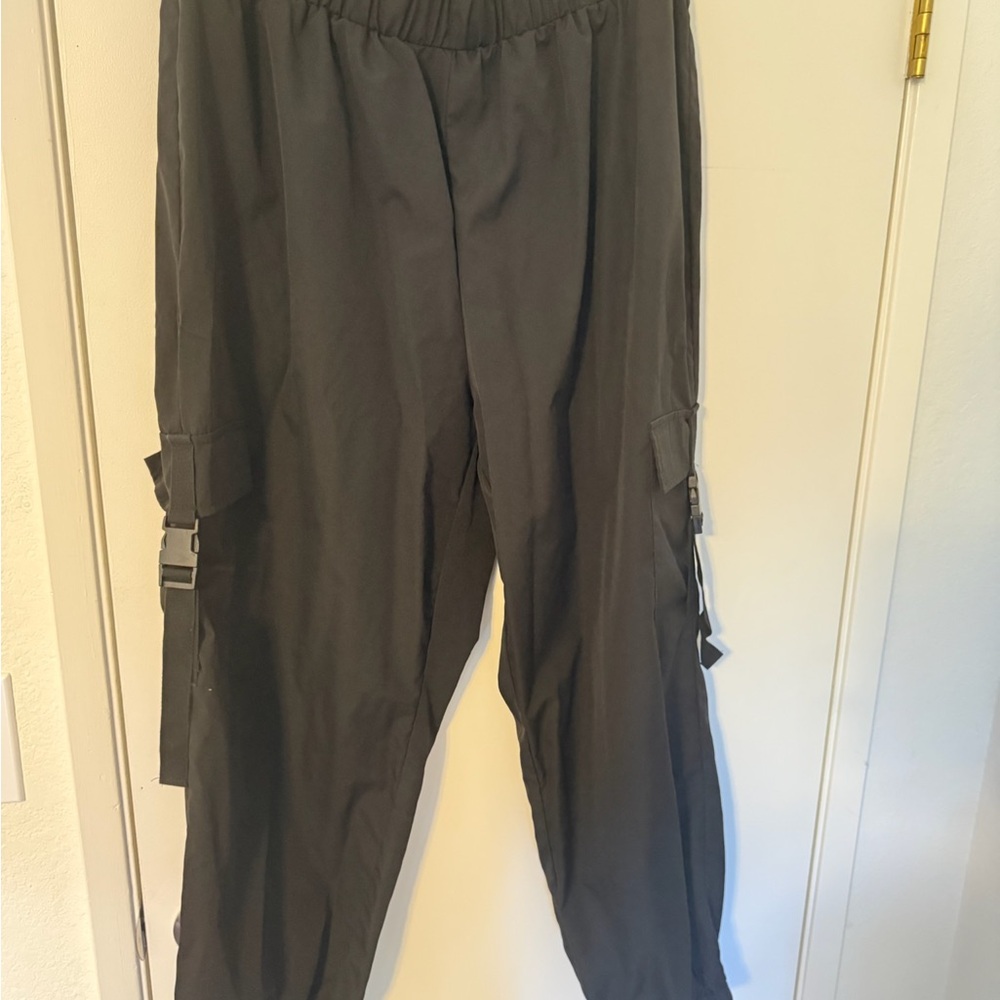 Curve 5XL Black cargo pants - Elastic Waist